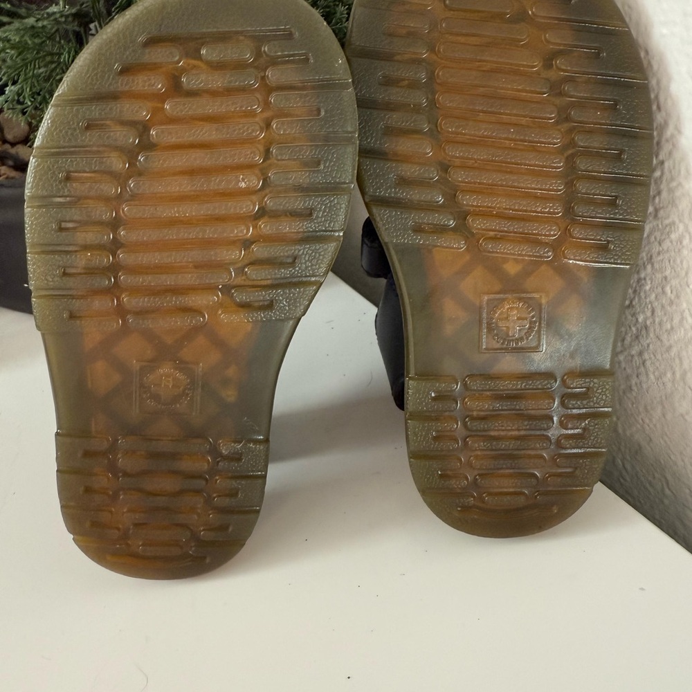 Dr. Martens Kids Black Leather Sandals - Picture 5 of 6